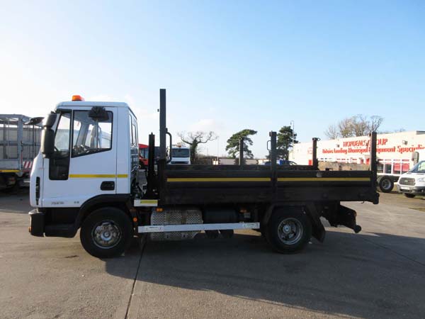 REF 26 - 2016 Iveco Euro 6 Dropside tipper for sale